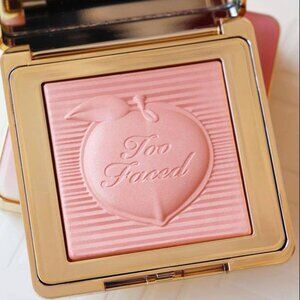Too Faced Peach Blur Translucent Smoothing Finishing Powder